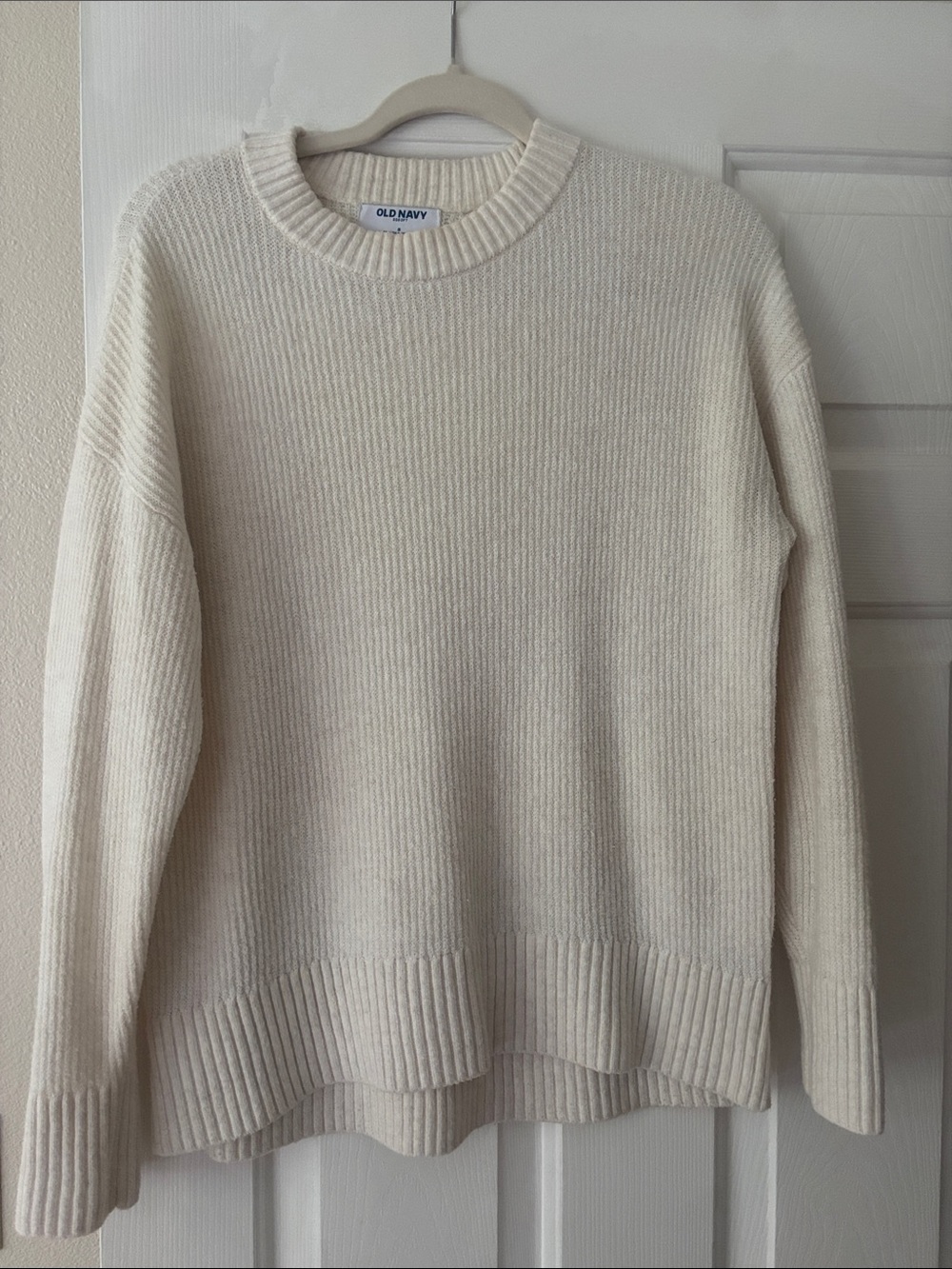 Old Navy Ivory Ribbed Crewneck Sweater